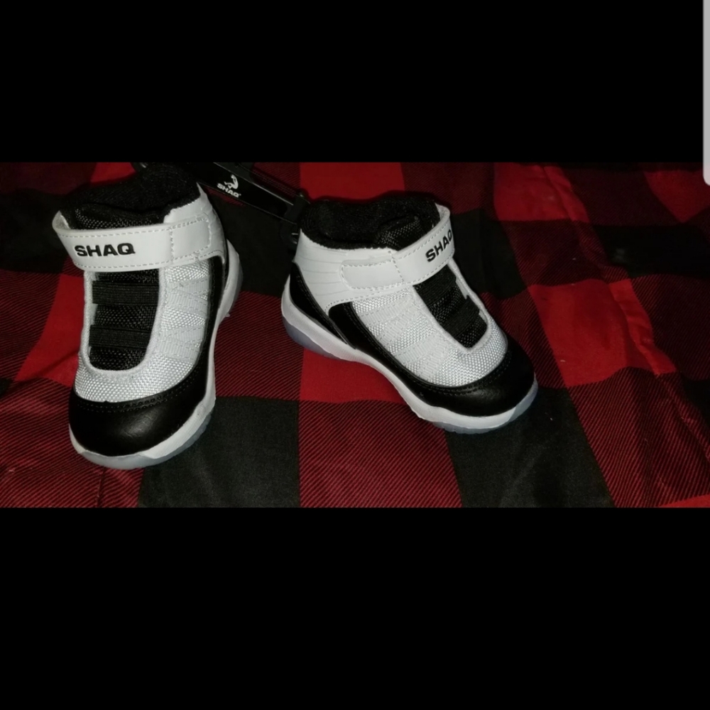 Infants shoes